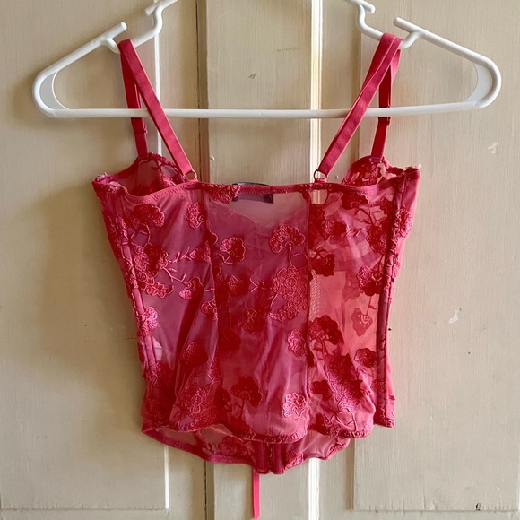 PRETTYLITTLETHING hot pink embroidered mesh corset top - Picture 9 of 14